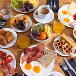 Rvhotels Broquetas Termal 3* Caldes De Montbui