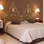 Rvhotels Broquetas Termal Otel Caldes De Montbui