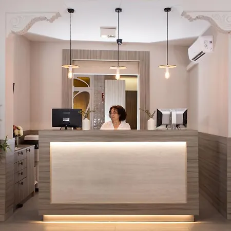 Rvhotels Broquetas Termal 3* Caldes De Montbui