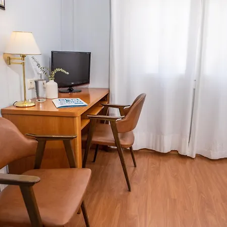 Rvhotels Broquetas Termal Hotel Caldes De Montbui
