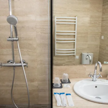 Rvhotels Broquetas Termal Hotel Caldes De Montbui